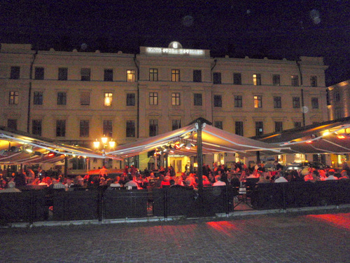 Evening on the Linköping main plaza.